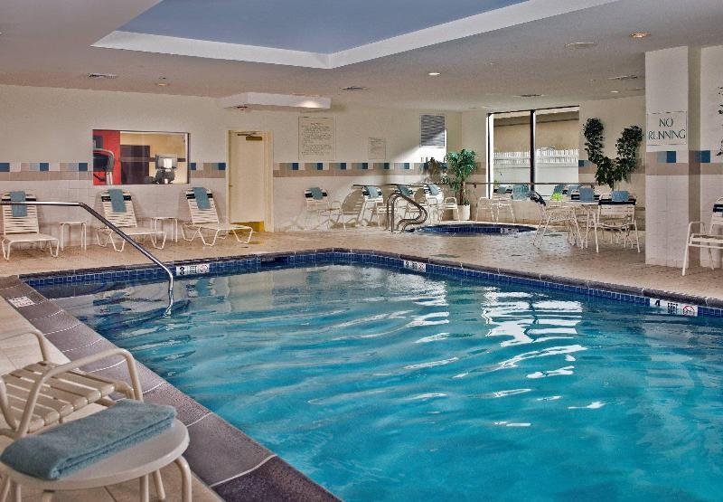 Courtyard Long Island Macarthur Airport Ронконкома Екстер'єр фото